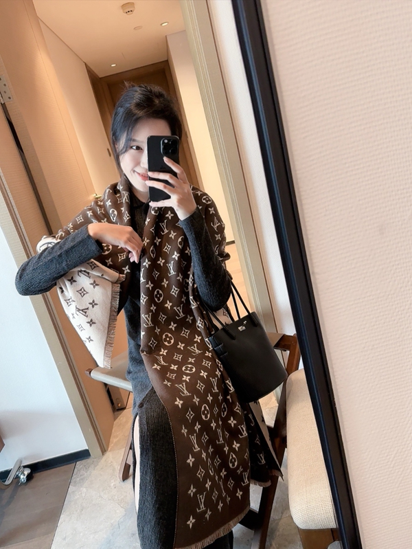 ブランドマフラー側面デザイン